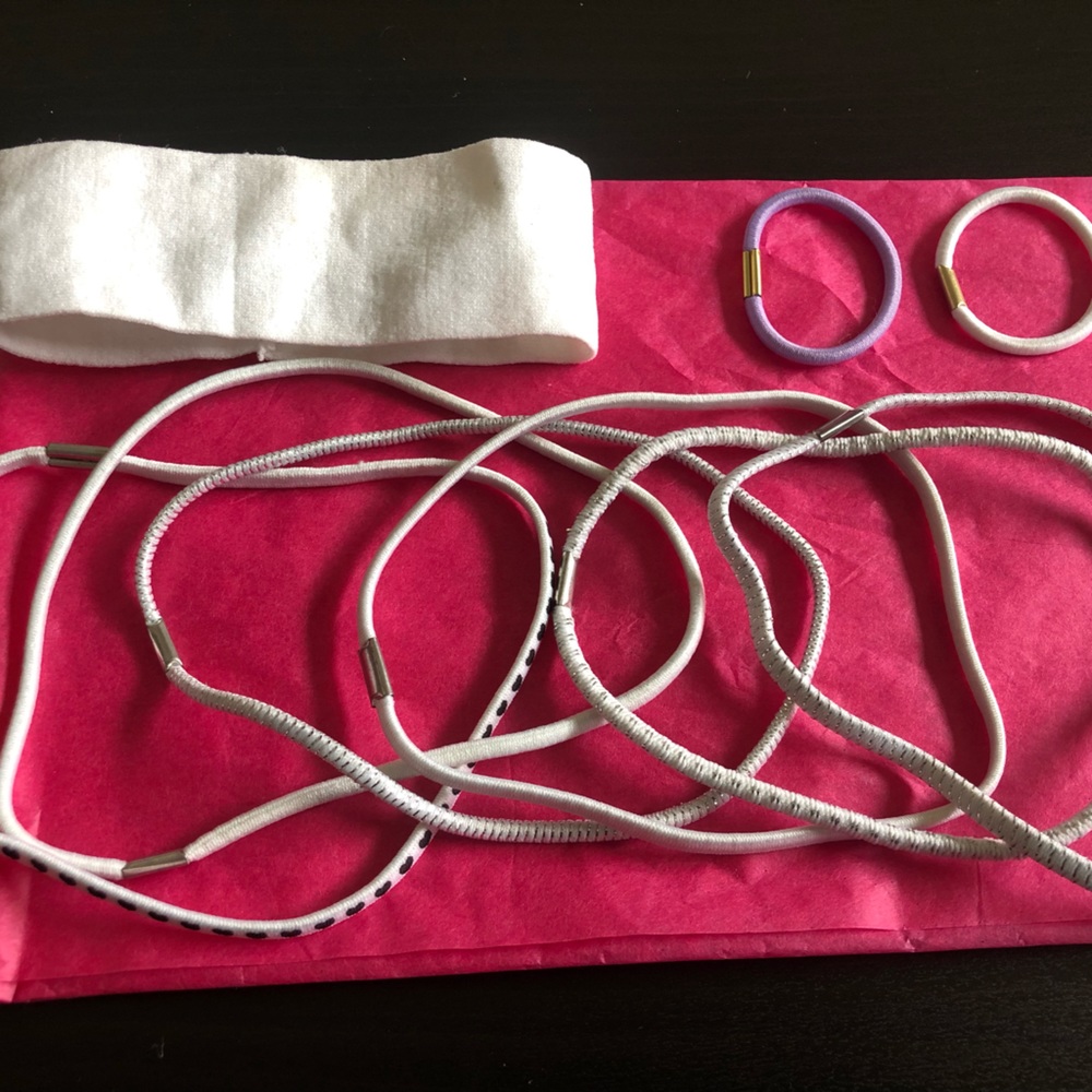 FREE WITH PURCHASE Seven headbands and two hair ties. - Picture 3 of 3